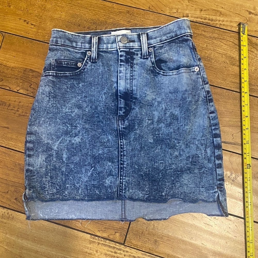 Wilfred Faded Blue Denim jean Mini skirt
